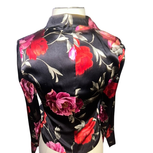 Karen Kane long sleeve blouse - Picture 3 of 8